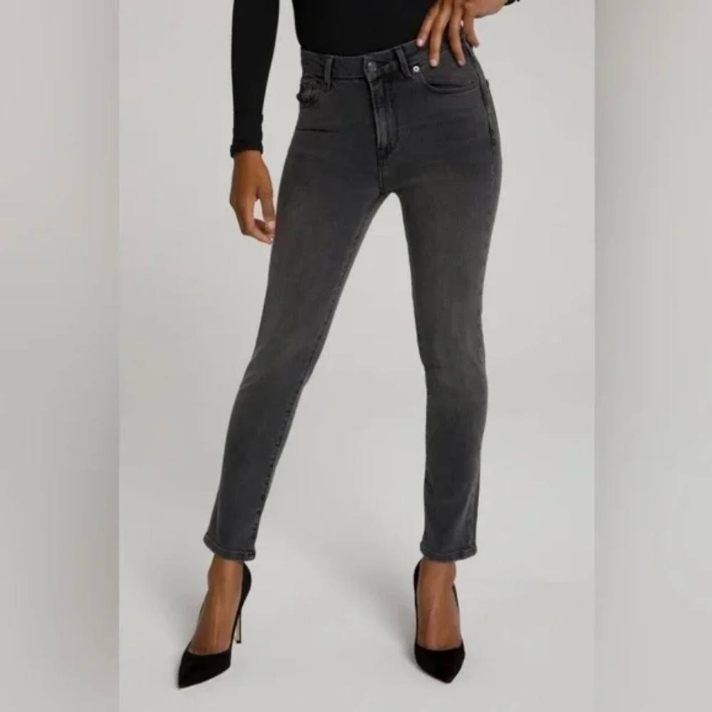 Good American Good Classic Black Jeans Size 26/2 NWT